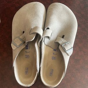 Boston Soft Footbed size 45. NEW